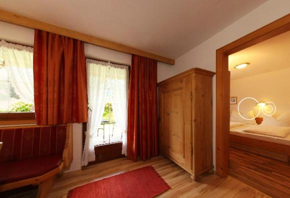 Ferienwohnungen Haaser - Apartment mit 1 Schlafzimmer (3 Erwachsene) - 2