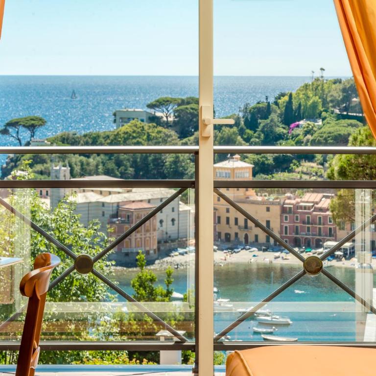 Hotel Vis à Vis - Camera Superior Matrimoniale/Doppia con Letti Singoli con Balcone e Vista Mare - 3