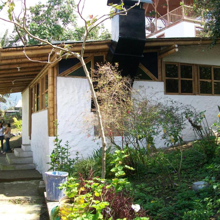 The Plantation House Travellers Hostel - Apartamento con vistas al jardín - 3
