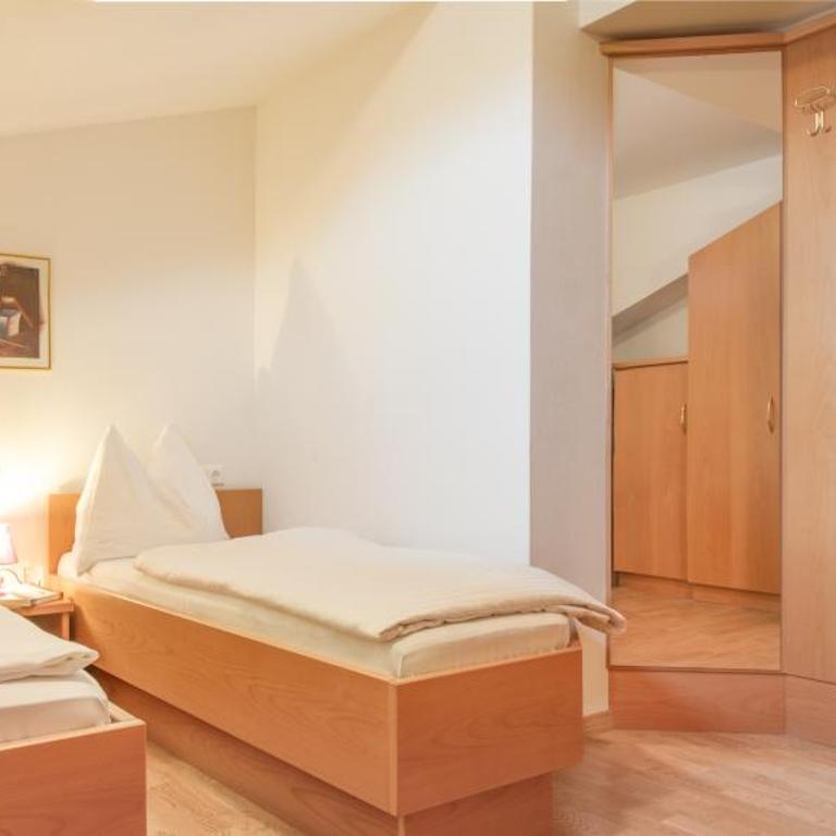 Draxl-Hof Ferienwohnungen - Apartment mit 1 Schlafzimmer und Balkon - Dachgeschoss - 7