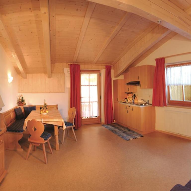 Residence Landhaus Rainer - Apartment with Mountain View - 1