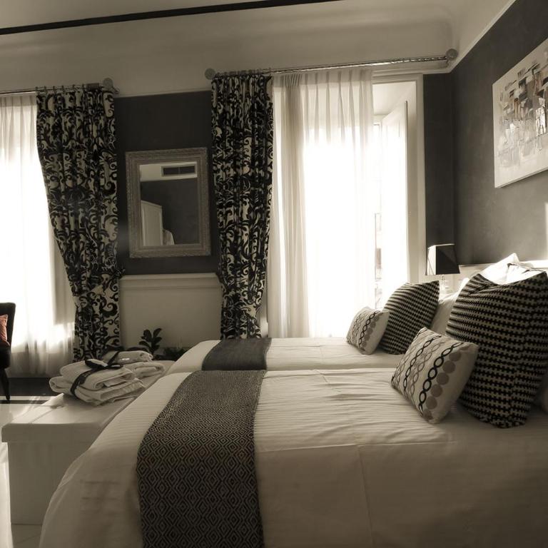 Suite Spagna 29 - Monolocale King Deluxe - 3