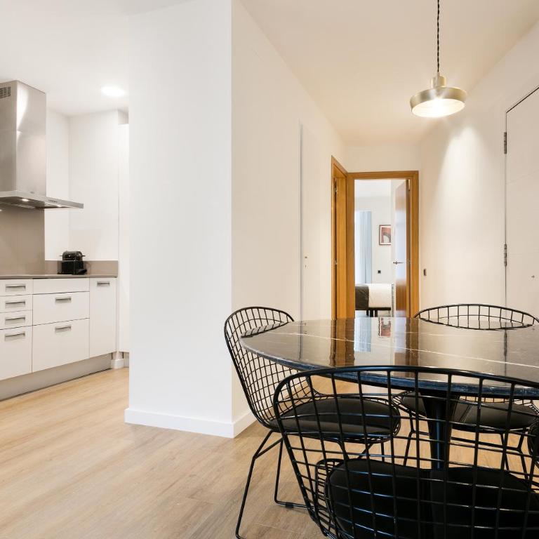 Vale Suites - Deluxe Apartment with Terrace - 2 bedrooms - 12