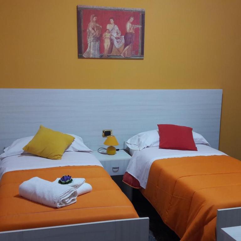 B&B Cornelia - Camera Doppia con Letti Singoli con Bagno Privato - 4