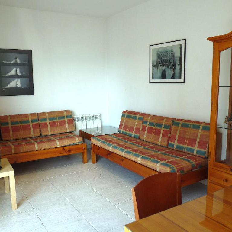 Apartaments Tropic - Two-Bedroom Apartment with Side Sea View (4-5 Adults) - 13