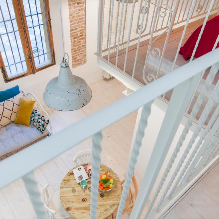 GuestHost - University Loft Apartment - Loft - 16