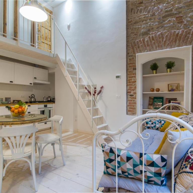 GuestHost - University Loft Apartment - Loft - 1