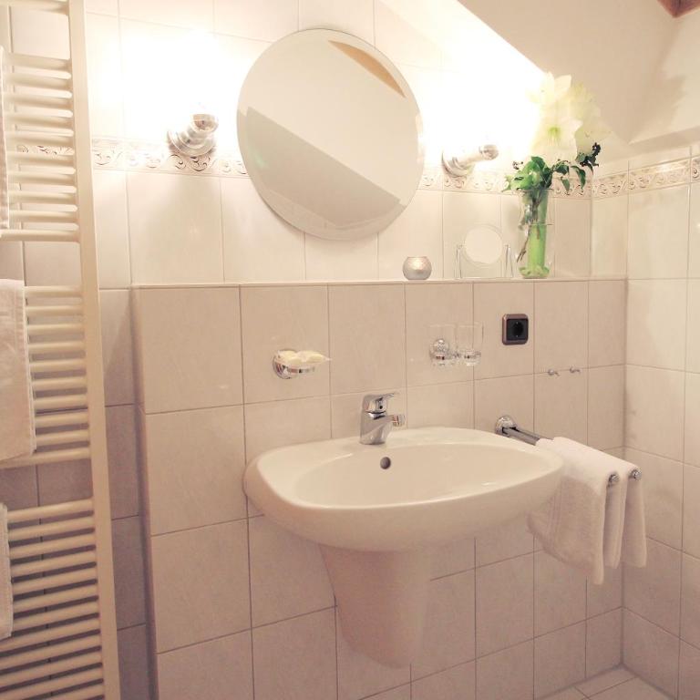 Gästehaus Gaymann - Doppelzimmer - 11