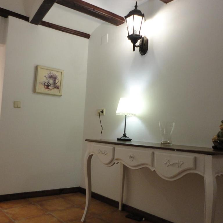 Center Valencia - Two-Bedroom House - 9