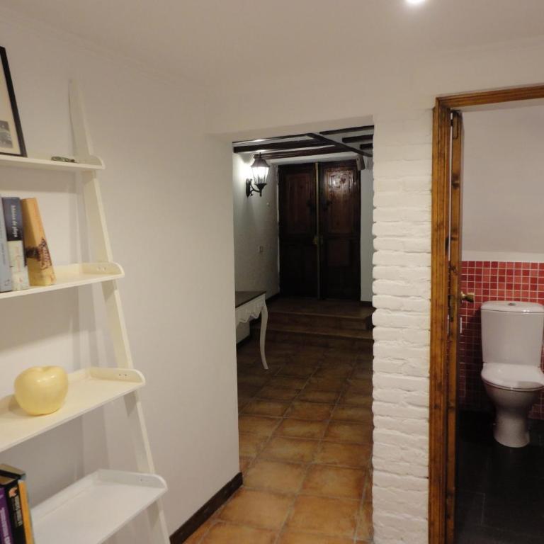 Center Valencia - Two-Bedroom House - 8