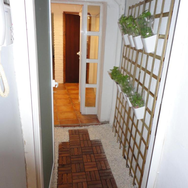 Center Valencia - Two-Bedroom House - 13