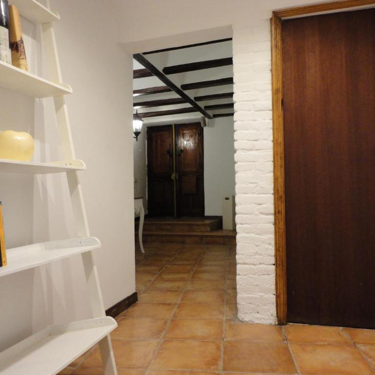 Center Valencia - Two-Bedroom House - 4