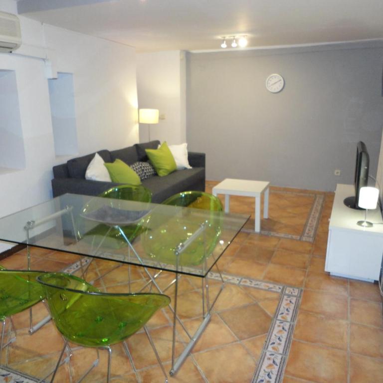 Center Valencia - Two-Bedroom House - 10