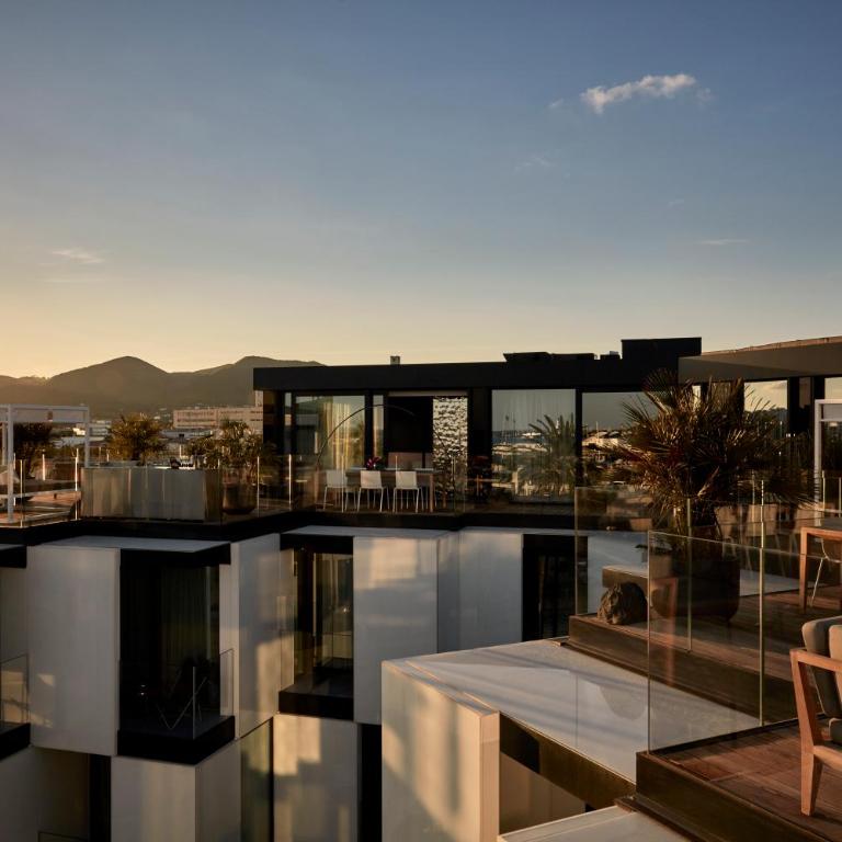 NH Collection Ibiza - Suite Ático con terraza - 12
