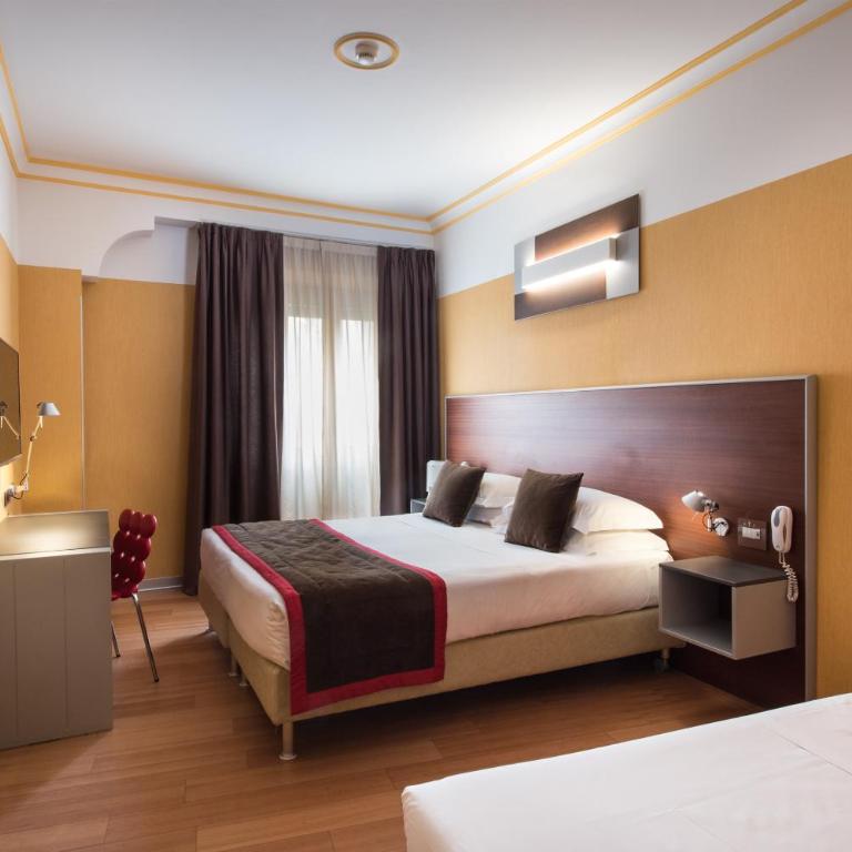 Best Western Plus City Hotel - Camera King Deluxe con Divano-Letto - 10