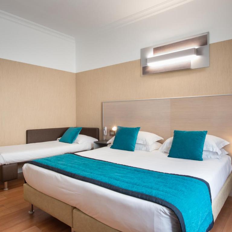 Best Western Plus City Hotel - Camera King Deluxe con Divano-Letto - 11
