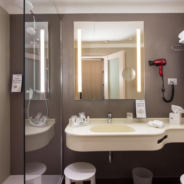 Best Western Plus City Hotel - Camera King Familiare con Letti a Castello - 14