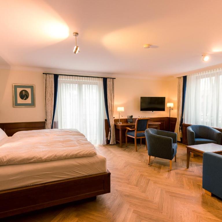 Hotel & Gaststätte zum Erdinger Weißbräu - Junior Suite - 5