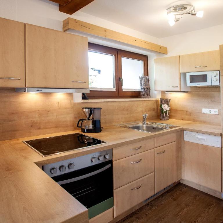 Alpenherz Ferienwohnungen - Appartamento con 2 Camere da Letto - 2