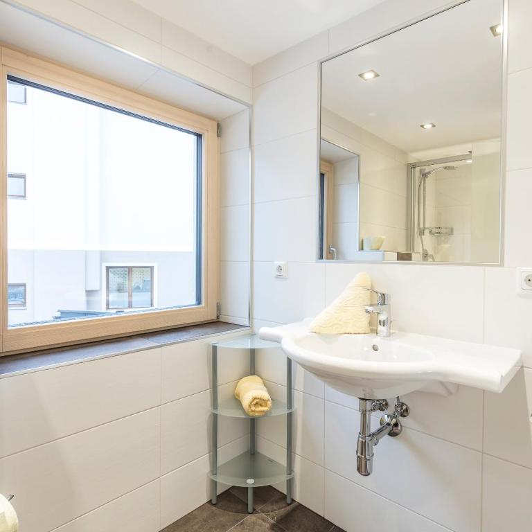Haus Maria - Apartment mit Balkon - 9