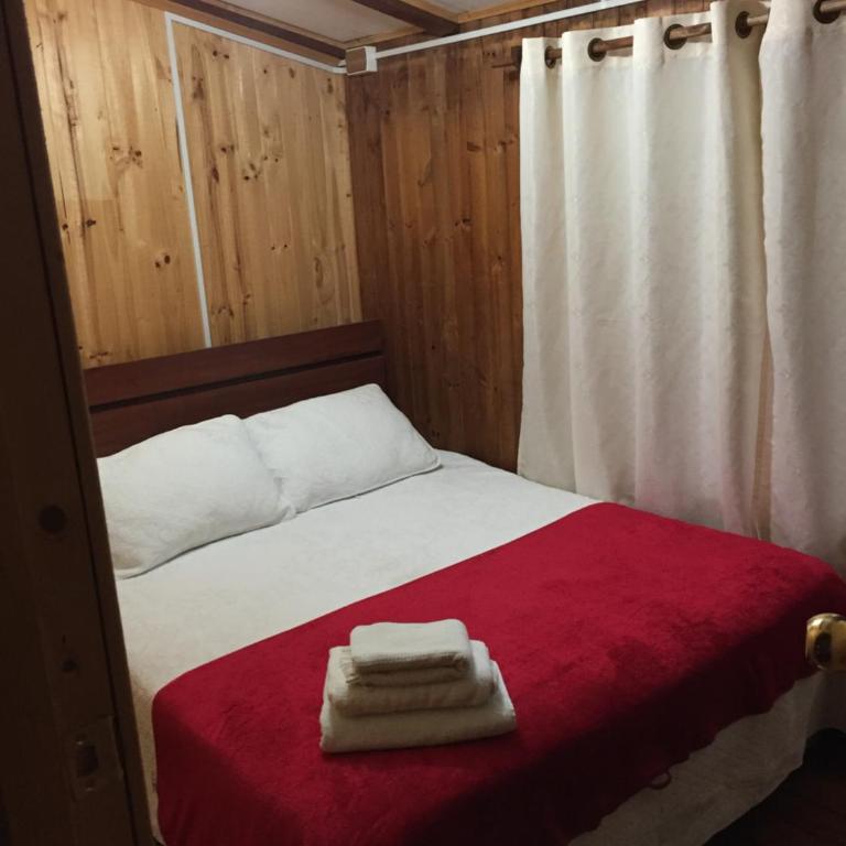 Cabañas granja Central - Three-Bedroom House - 12