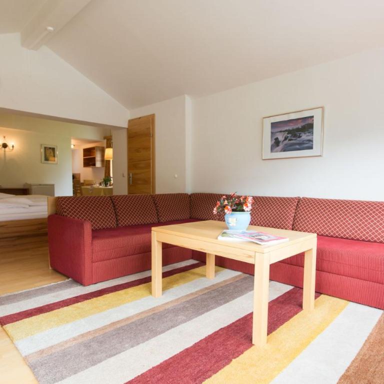 Ferienhaus Schiwiese mit freiem Eintritt in die Alpentherme & freie Nutzung der Gasteiner Bergbahnen im Sommer 2026 - Apartment mit Blick auf die Berge - 3