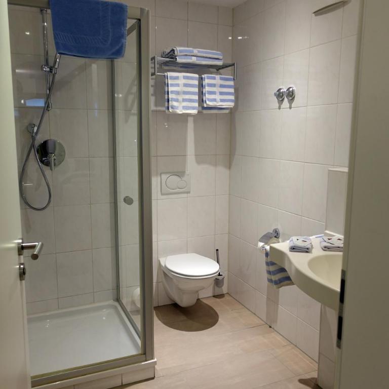 Altstadthotel "Zum Hechten" - Vierbettzimmer - 3