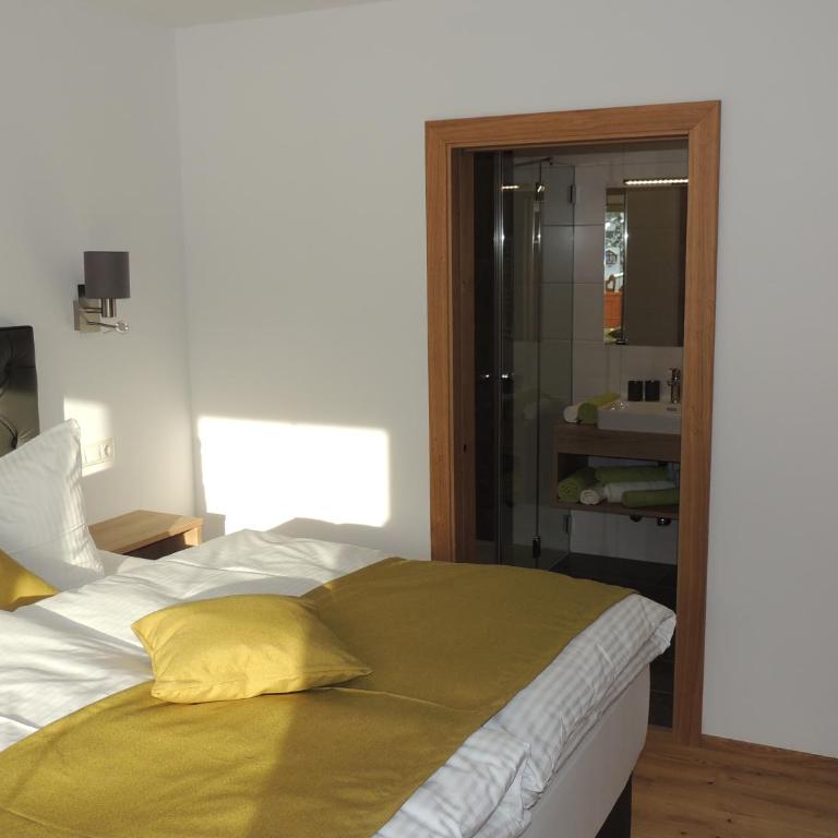 Buttererhof-Apartments - Apartment mit 2 Schlafzimmern und Balkon - 32