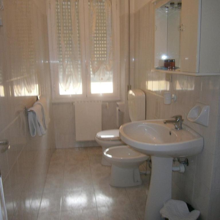 Hotel Milanesina - Camera Matrimoniale con Letto Supplementare (3 Adulti) - 13