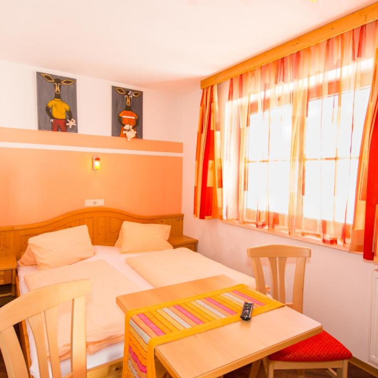 Maria's Sonnenquartier - Familienzimmer mit Balkon - 2
