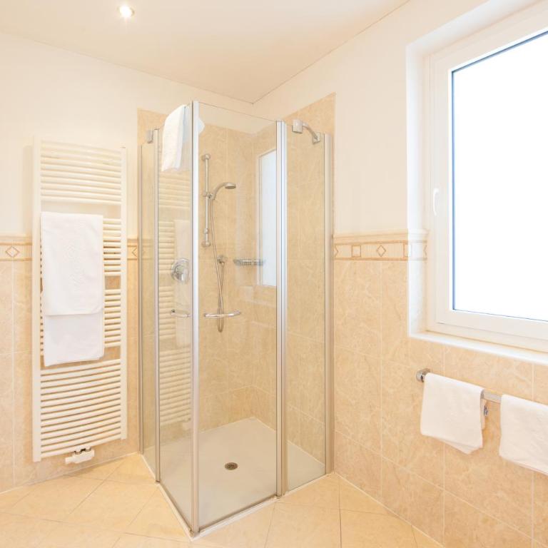 Hotel MARIA THERESIA adults-only - Chambre Double ou Lits Jumeaux - 37