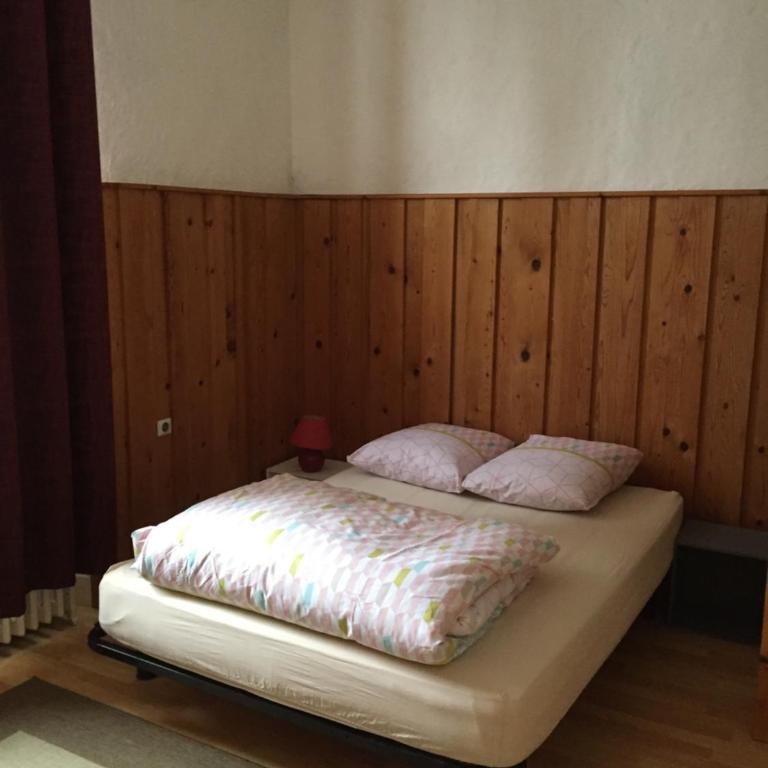 Les Cristaux - Chambre Double ou Lits Jumeaux avec Douche - 4