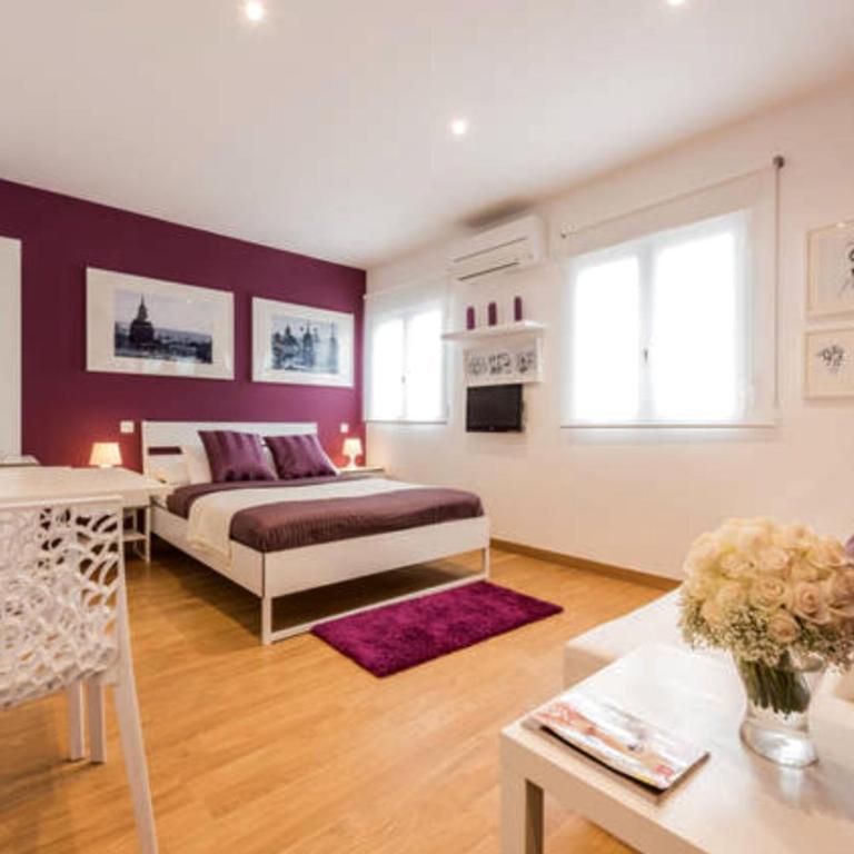 Apartamento en Calle Jardines - Madrid Centro - Standard Apartment - 1