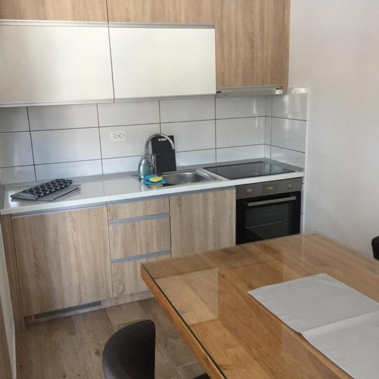 Zimska Bajka - Two-Bedroom Apartment - 9