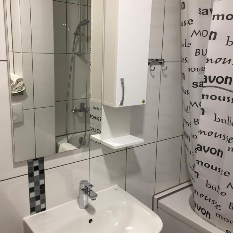 Zimska Bajka - Two-Bedroom Apartment - 11