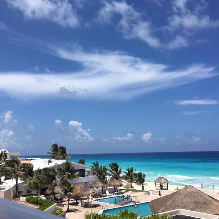 Suites Brisas Cancun - Apartamento con vistas al mar - 13