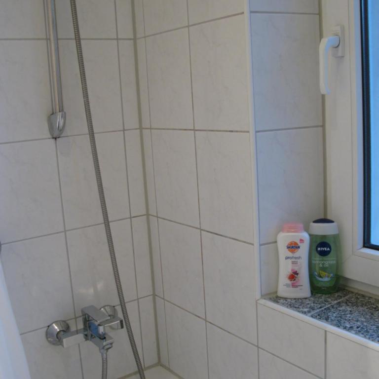 Messe-/Ferienwohnung - Appartamento con 2 Camere da Letto - Primo Piano - 21