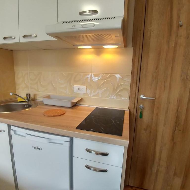 Arena East Apartment - Studio Apartman - 9