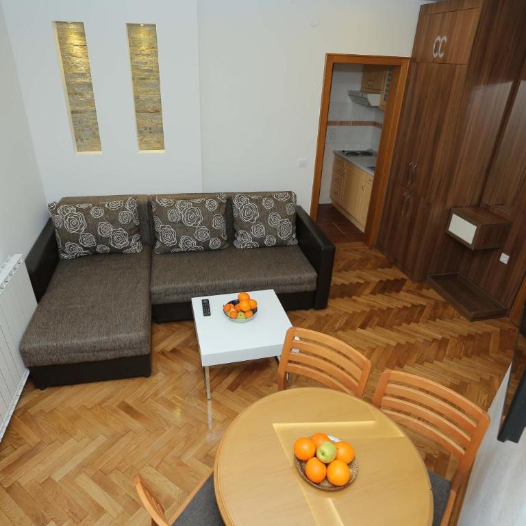 Vila Romantika - Apartman s 1 Spavaćom Sobom i Popločanim Dvorištem - 2