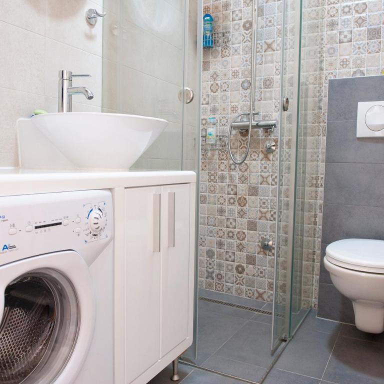 Atelje apartment - Apartman sa Balkonom - 15