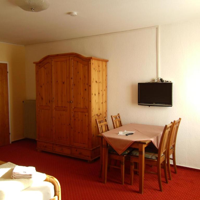 Hotel Gasthof zum Neubau - Vierbettzimmer - 5
