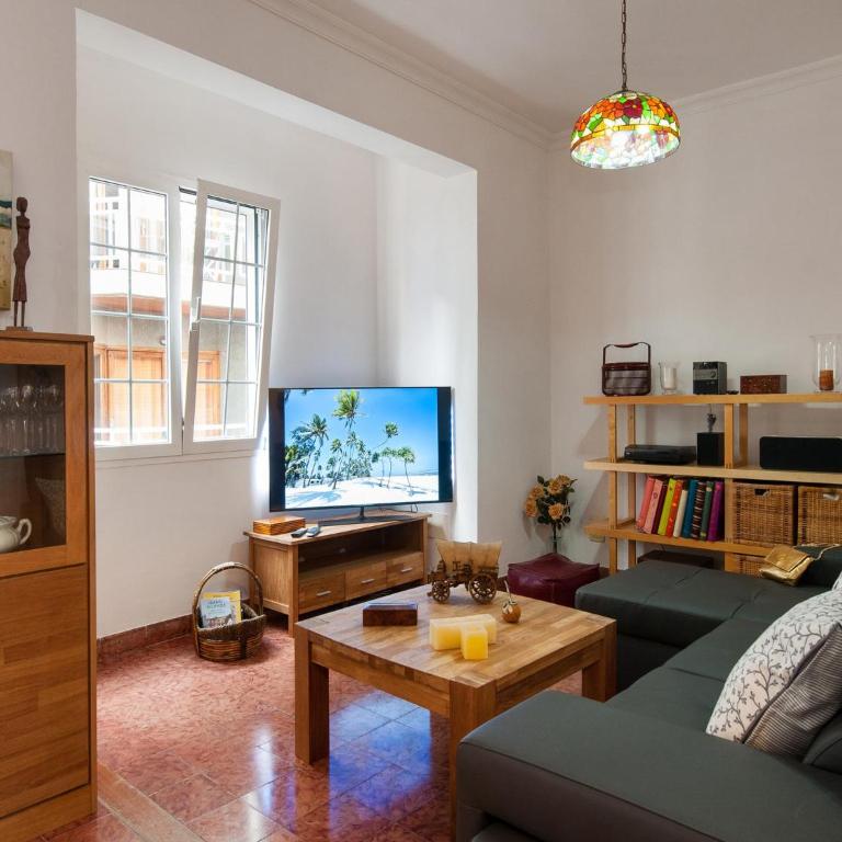 Beautiful Beach Apartment M&B IV by Las Canteras by VillaGranCanaria - Apartamento - 4