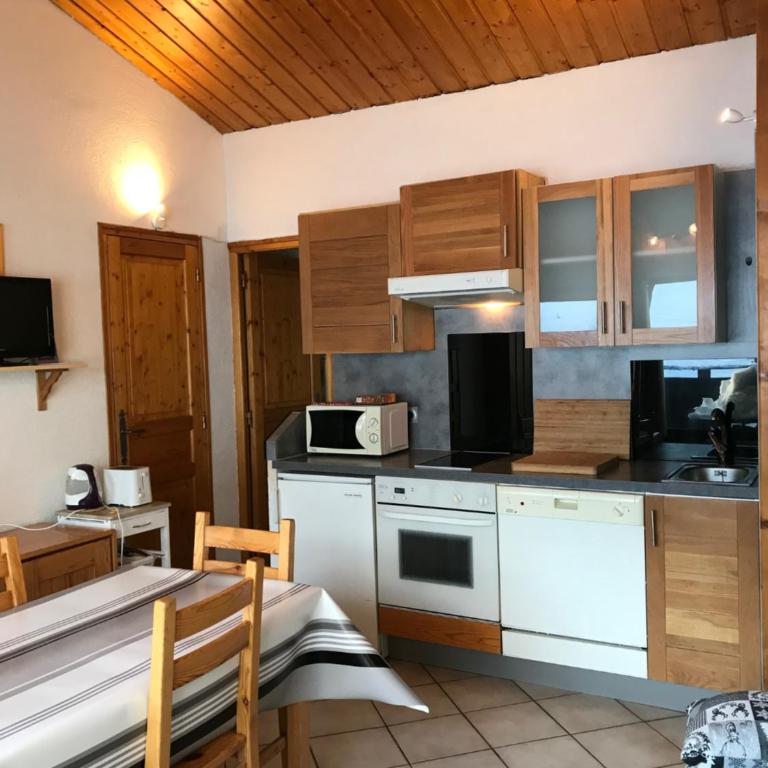 Appartement 4 personnes Montgenèvre face aux pistes - Apartamento - 5