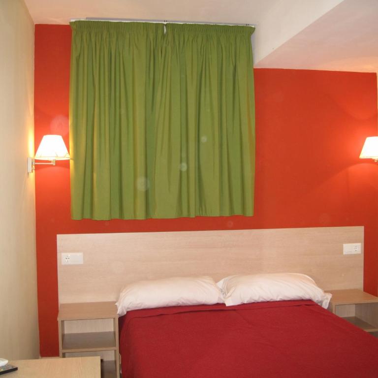 Hostal Ducal - Habitación Doble - 1 o 2 camas - 1