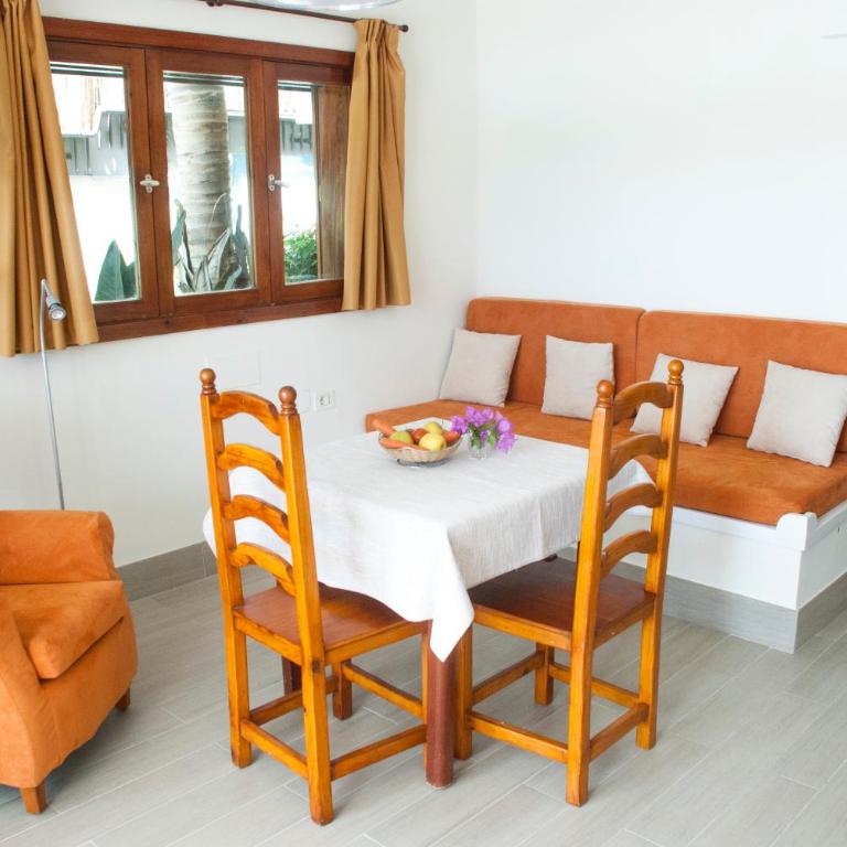 Apartamentos El Paseo - Apartamento de 1 dormitorio exterior con vistas a la piscina - 5