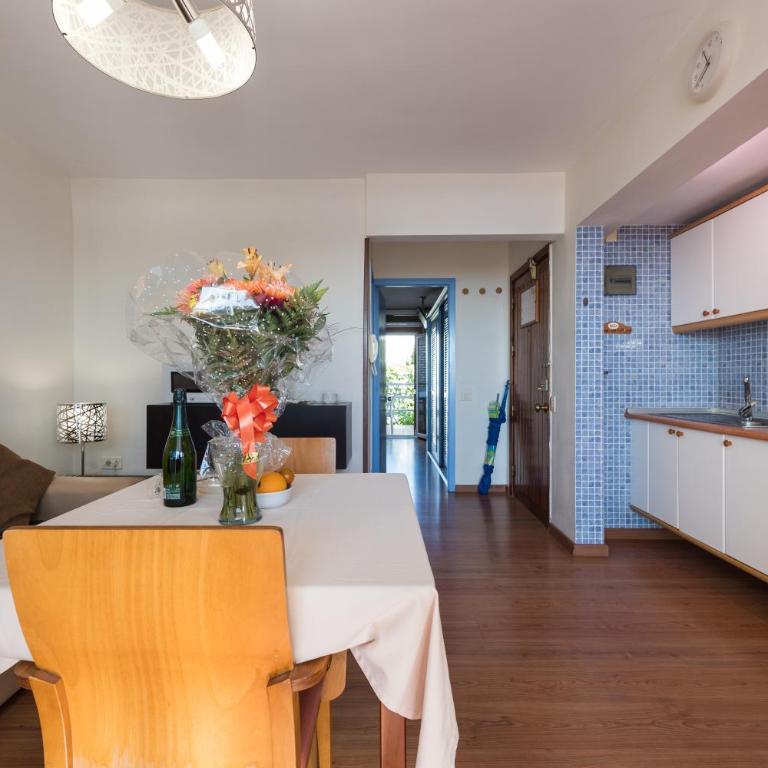 Apartamentos El Paseo - Apartamento Deluxe exterior con vistas al mar - 4