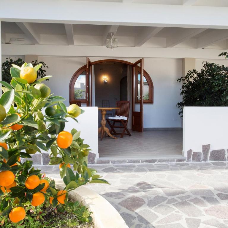 Hotel Tritone Lipari - Standard Triple Room - 5