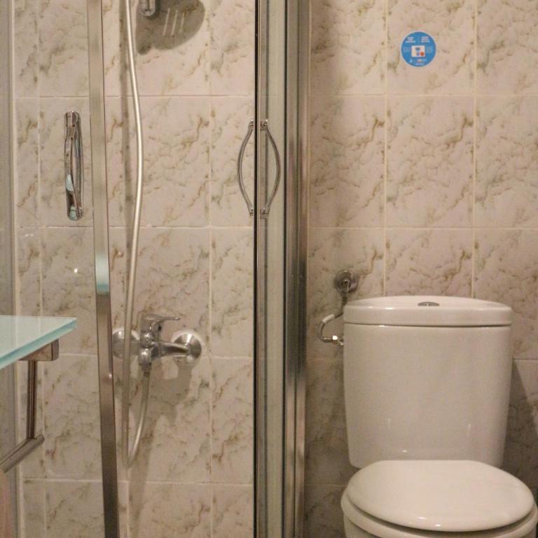 Pensión San Isidro - Double Room - 11