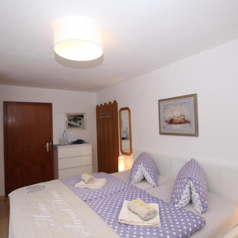 Pension Garni Gerhard - Doppelzimmer mit Balkon - 15