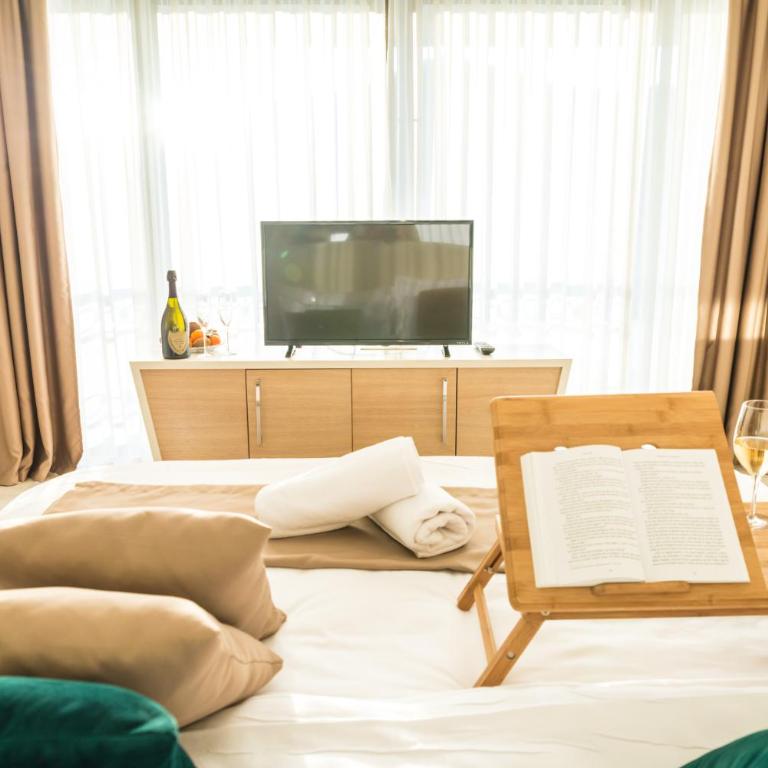 Hotel Kadmo by Aycon - Deluks Dvokrevetna soba sa Bračnim Krevetom, Balkonom i Pogledom na More - 1